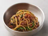 チャプチェ(タレ焼肉と包み野菜の専門店 焼肉くるとん たまプラーザ店)