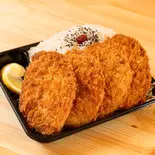 1キロ特選とんかつ弁当【とんかつ4枚】（デカ盛り弁当 はるき 大通店【唐揚げ弁当屋】）