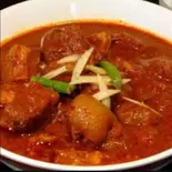 ガーリックバターポークカレー garlic butter pork curry(インドネパールレストランアムル)