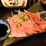 国産 牛ハツ刺し 低温調理（居酒屋亀屋 博多店）