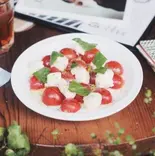 カプレーゼサラダ Insalata Caprese(BurgerMania白金高輪店)