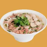 牛肉団子大盛りフォー Beef balls and large Pho(バインミーシンチャオ 西川口店)