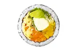 【ヘルシー】アボカドクリームチーズキンパ+スリラチャマヨ(아보크림치즈김밥+스리라차마요)（삼청당三青堂 韓国プレミアムキンパ専門店）