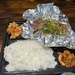 牛スタミナ弁当(弁当と丼の深夜食堂 寺田町店)