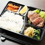 鹿児島県産黒毛和牛・ヒレステーキ弁当（焼肉店が本気出した肉カレー）