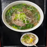 phở bò hành gừng 牛肉しゃぶしゃぶとネギと生姜のフォー（ベトナム料理カキフォートルクアン）