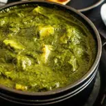 ほうれん草とジャガイモのカレーAloo Sag Curry(ネパールインド料理 ナーバディップ)