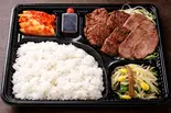 焼肉弁当（蒙々亭）