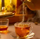 BLACK TEA (HOT / ICED) / 紅茶(ホット/アイス)（ハンバーガー＆ジャンクフード THE SPRINGFIELD）
