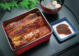最高級うな重 うな重 大王(肝吸い・奈良漬け)(築地ダイニング 金のうなぎ 上野毛店)