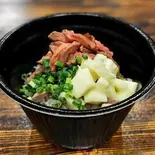 ローストビーフ山芋わさび丼(Food truck C.R. arata)