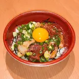 まぐろ×かんぱちユッケ丼（鳥八 下丸子店）