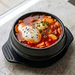 【新メニュー】麻辣スンドゥブ(ライス付き)Mala Sundubu (Served with Rice)（韓国料理ハンウリ）