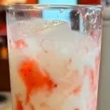 イチゴラッシー Strawberry lassi（AARISA）
