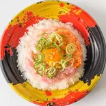 【3種ユッケ丼】海鮮ユッケ3種丼(この後6種の海鮮より3種おえらびください)*写真はネギトロ×甘えび×サーモンたたきです。（海のユッケ丼 魚市 長居店）