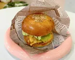 チキンフィレチーズバーガー（Kako’s MALASADA CAFE）