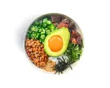 丸ごとアボカドのマグロねばとろ丼 ( 卵 ＆ とろろ昆布汁 付き)（東京ねばとろ.都立大学駅前店 とろろ昆布汁とねばとろ丼 tokyo neba-toro bowl）