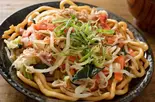 海鮮出し焼きうどん（ペッシェロッソ）