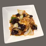 鶏レバーキムチ炒め Stir-Fried Chicken Liver with Kimchi(中国料理 みんらく)