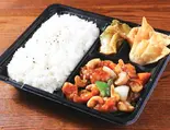 鶏肉とカシューナッツの炒め物弁当（中華居酒家 慶錦閣 大森町店）