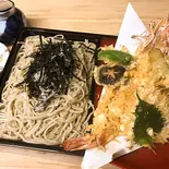 超特大！ 有頭海老の天ざる（手打ちそば 志喜千庵）
