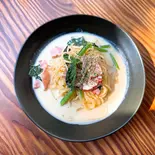 ほうれん草とベーコンのクリームパスタ(cafe&bar Bun Bun Bun)