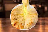 チーズナン Cheese nan(Hana Asian Dining & Bar)