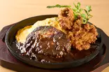 ハンバーグ＆唐揚げオム（肉オムライス専門店 肉とたまご日本橋店）