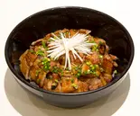 富士桜ポークの炭火焼豚丼(肉ダブル)(天野精肉店直営 甲州天山)