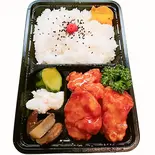 ピリ辛ソースむね肉弁当(並)Spicy Sauce Karaage Breast Bento (Regular)（からあげのジョー千歳船橋）