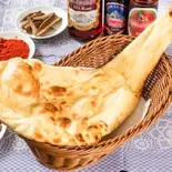 ナン naan(Indian Nepal Resturant Shila)