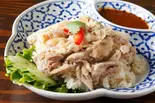 71. カオマンガイ(タイ風チキンライス)（タイ国料理マニータイ）