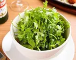 パクチーサラダ Coriander salad（Siddhartha Palace 御嶽山店）