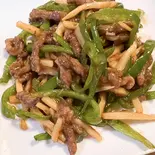 牛肉のピーマン炒め（大衆酒場＆食堂888 ハチミツ）