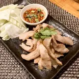 豚トロ焼き Grilled Pork neck(ローンスラータイ1950's)