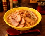 ラーメン(小)+ブタ追加（ラーメンイエロー 狛江店）