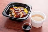 鰻まぶし（宮本むなし 地下鉄東三国駅前店）