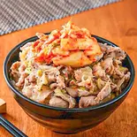 秘伝の極旨塩ダレにんにくキムチ豚丼(豚肉200g)（激盛り豚丼 メガトン 江古田店）