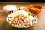うすぎり牛焼き肉弁当（肉屋食堂 太助）