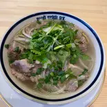 Phở tái gânレアー+牛筋フォー（PHO TUOI9X）