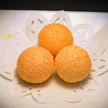 ゴマ団子【芝麻球】(三個)(中国東北家郷料理永利 豊洲駅前店(1号店))