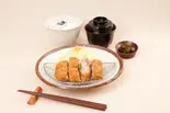ミルフィーユかつ定食（カツデリ 内間店）