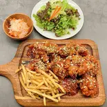 ヤンニョムチキン(韓国農林水産大臣賞受賞カジュアル韓国料理アス下北沢)