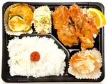 当店人気NO.1の揚げ弁当（家庭料理 酒処 みなみ食堂）