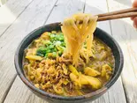 コレを食べ続けたら必ずヤセます!具材が選べる!しらたき100%のカレーうどん風トッピング 青ネギ・フライドオニオン(表参道生春巻倶楽部)