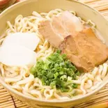 沖縄そば（沖縄料理 やんばる 新宿総本店）