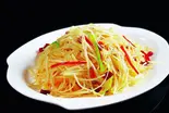 ジャガイモ千切り炒め【酸辛土豆絲】（薬膳しゃぶしゃぶ 小尾羊 銀座店）