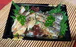 サバとコハダの炙りゴマ醤油（魚丼 福島店）