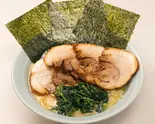 チャーシューメン(薬味ネギ、ほうれん草、のり3枚、チャーシュー4枚)（横浜家系ラーメン極上家 弘明寺店）