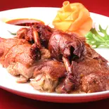 鴨肉のサクサク揚げ(半匹)（中国東北家郷料理 永利 池袋本店）